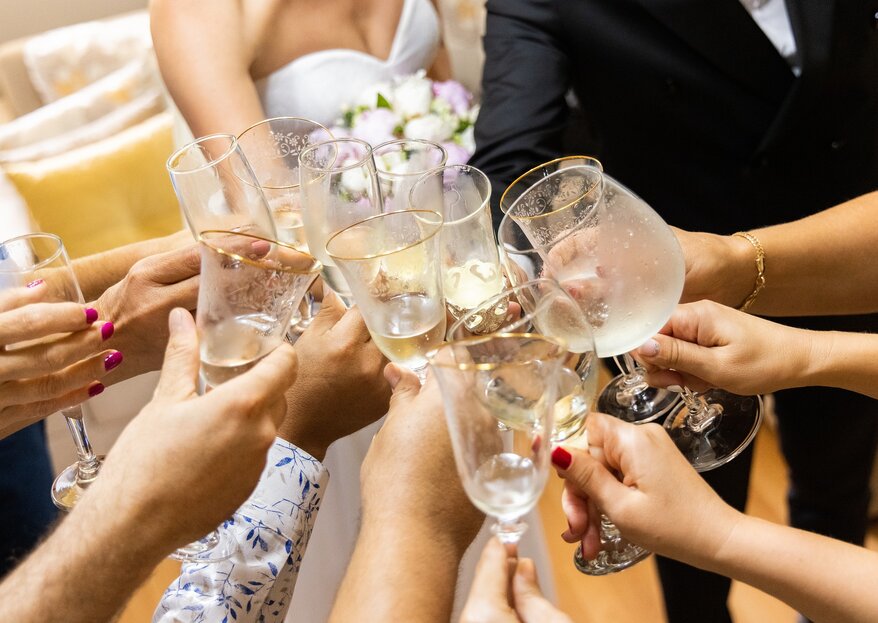 Ile potrzeba napojów na wesele i poprawiny?